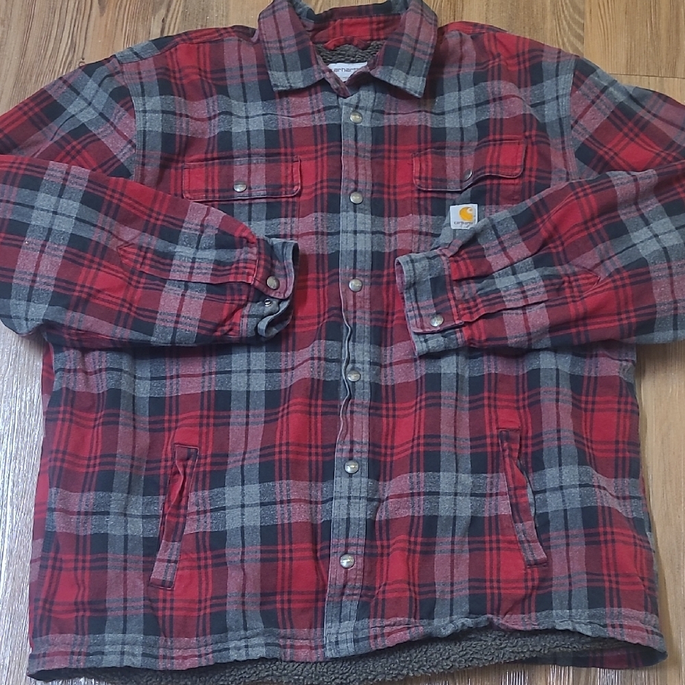 CARHARTT FOR MEN‎ ZISE 2XL COLOR RED AND BLACK USED GOOD CONDITION.